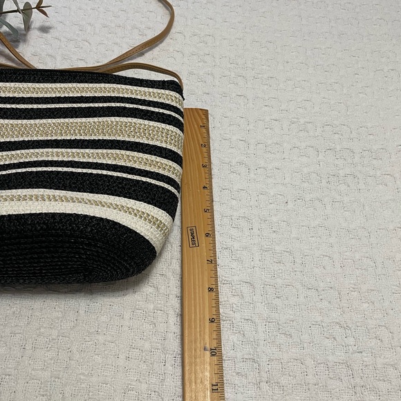Striped Black and Cream Women's Bag - Picture 4 of 9